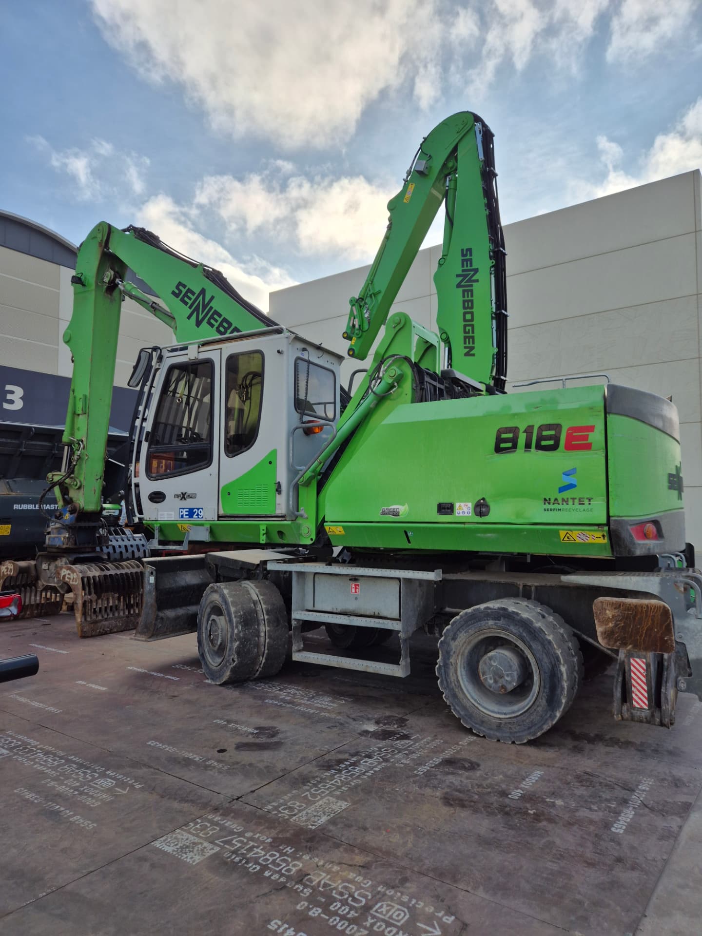 SENNEBOGEN 818E-ULM 2016